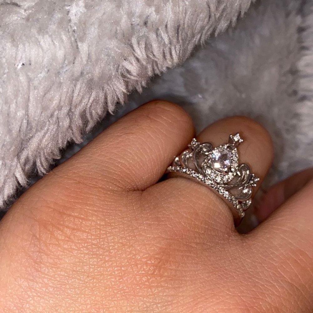 Ring - Picture 2 of 2